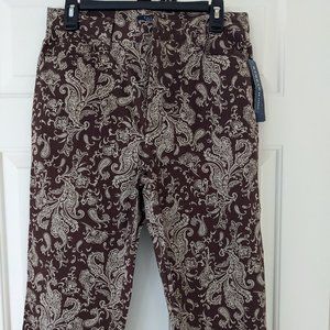 Chaps Stretch Fabric Capri's NWT